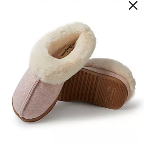 dearfoams Shoes - ⭐️NEW⭐️ Dearform "Chloe" Clog Slippers